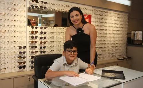 
          Imagem ilustrativa da imagem Pesquisa nas escolas aponta problemas de visão em 19% dos alunos
          