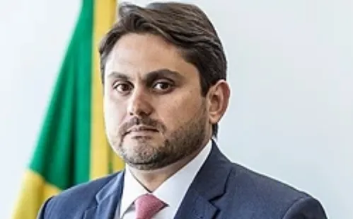 
          Imagem ilustrativa da imagem Planalto avalia que Juscelino Filho deveria pedir demissão após denúncia da PGR
          