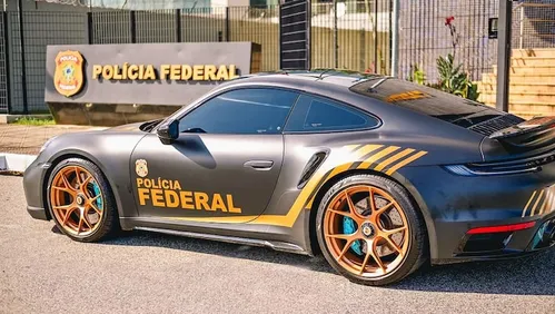 
          Imagem ilustrativa da imagem Por que um Porsche de R$ 1,5 milhão ‘virou viatura’ da PF em Santa Catarina; veja vídeo
          