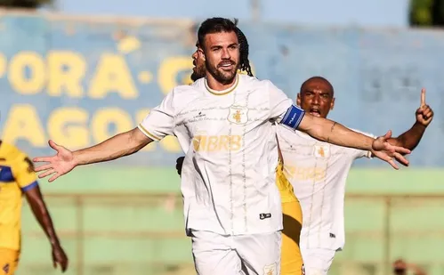 
          Imagem ilustrativa da imagem Porto Vitória e Rio Branco anunciam contratações para a disputa da Série D
          