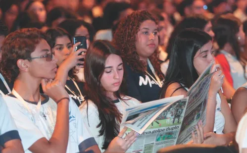 
          Imagem ilustrativa da imagem Potencialidades do Amanhã: especialistas apontam profissões do futuro
          