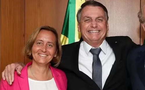 
          Imagem ilustrativa da imagem Próxima dos Bolsonaros, neta de ministro de Hitler perde eleições na Alemanha
          