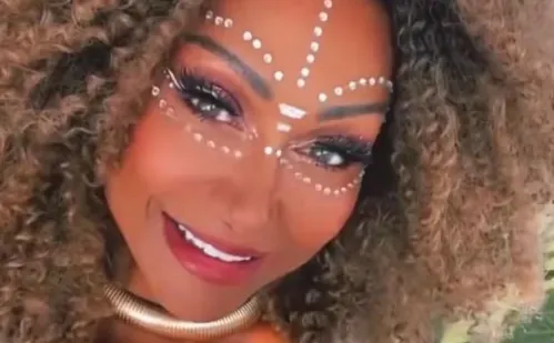 
          Imagem ilustrativa da imagem Quem é a DJ brasileira presa em Portugal suspeita de envolvimento com prostituição
          