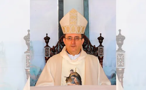 
          Imagem ilustrativa da imagem Quem é o arcebispo brasileiro com mais chances de ser o próximo papa
          