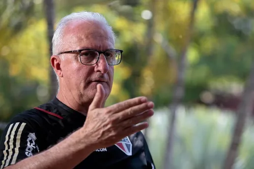 
          Imagem ilustrativa da imagem Quem vai ser o próximo técnico do Corinthians? Veja nomes disponíveis no mercado
          