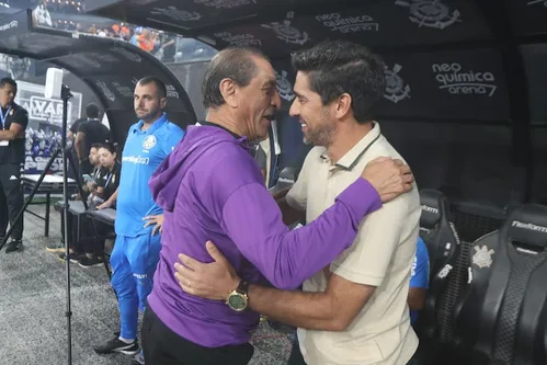 
          Imagem ilustrativa da imagem Ramón Díaz deixa em dúvida permanência no Corinthians e elogia elenco campeão do Paulista
          