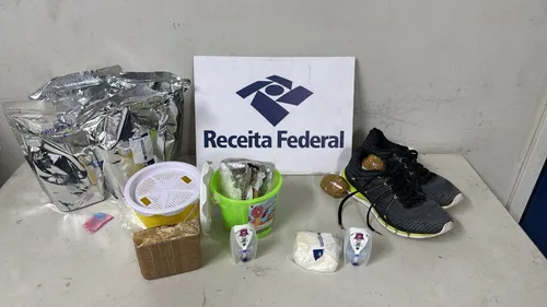 
          Imagem ilustrativa da imagem Receita Federal apreende R$480 mil em cocaína. Droga seria enviada pelos Correios
          