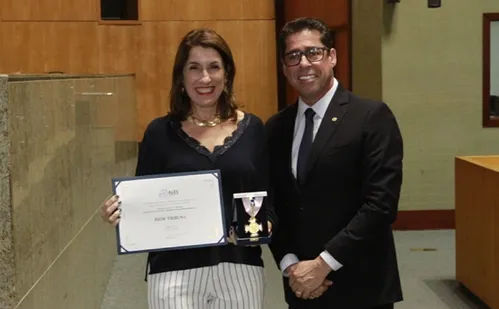 
          Imagem ilustrativa da imagem Rede Tribuna é homenageada pela Assembleia Legislativa do Espírito Santo
          