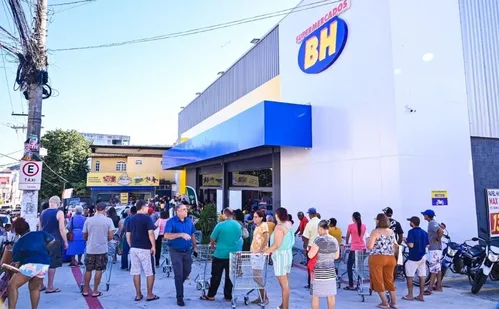 
          Imagem ilustrativa da imagem Supermercados BH prevê gerar cerca de 300 empregos com nova unidade em Vila Velha
          