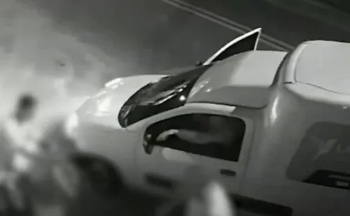 
          Imagem ilustrativa da imagem Roubo de carro, arrastão e agressão durante madrugada em Vila Velha
          