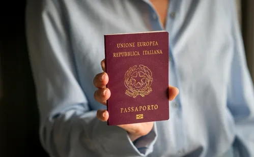 
          Imagem ilustrativa da imagem Santa Teresa vai votar moção contra decreto que muda regras para Cidadania Italiana
          