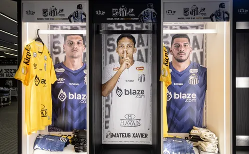 
          Imagem ilustrativa da imagem Santos reforma vestiário com ajuda da família de Neymar. Veja como ficou
          