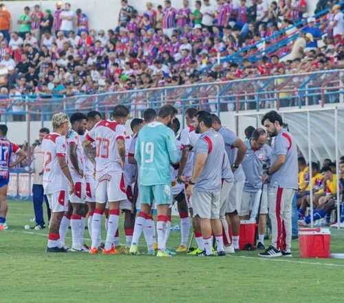 
          Imagem ilustrativa da imagem Série C: Náutico perde para o Itabaiana e Retrô empata com Tombense
          