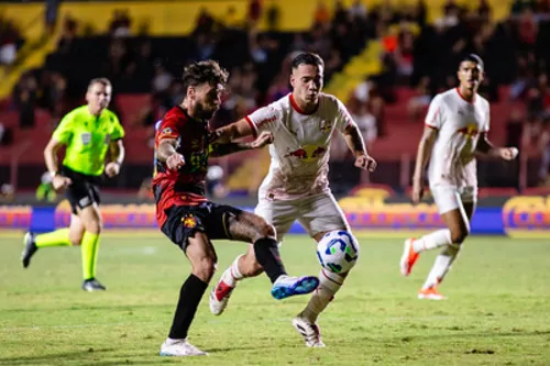 
          Imagem ilustrativa da imagem Sport perde para o Bragantino, na Ilha, e é lanterna do campeonato
          