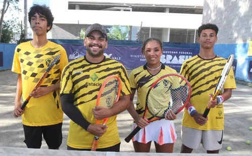 
          Imagem ilustrativa da imagem Sucesso de João Fonseca faz surgir novos adeptos do tênis no país
          