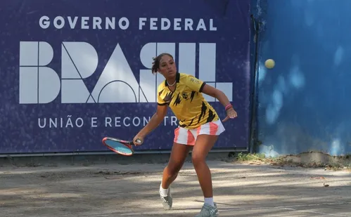 
          Imagem ilustrativa da imagem Sucesso de João Fonseca faz surgir novos adeptos do tênis no país
          