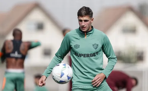 
          Imagem ilustrativa da imagem Sul-Americana: reservas do Fluminense querem mostrar serviço no Chile
          