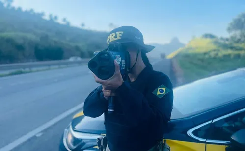 
          Imagem ilustrativa da imagem Superblitze contra excesso de velocidade, embriaguez e uso de celular
          