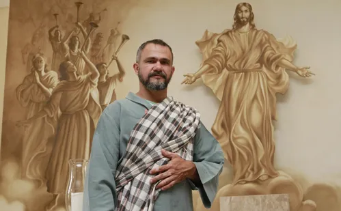 
          Imagem ilustrativa da imagem “Tomei chicotada de verdade e fiquei em cima de pregos”, diz intérprete de Jesus
          