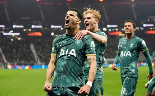 
          Imagem ilustrativa da imagem Tottenham elimina o Eintracht e está nas semifinais da Liga Europa
          