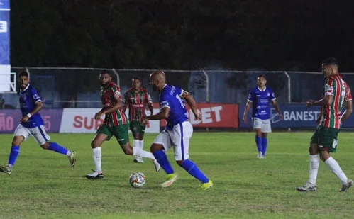 
          Imagem ilustrativa da imagem Tudo igual entre Vitória e Rio Branco de Venda Nova
          