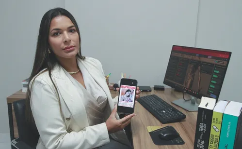 
          Imagem ilustrativa da imagem Vítima de perseguição desabafa contra o ex: “Espero que a Justiça cobre dele”
          