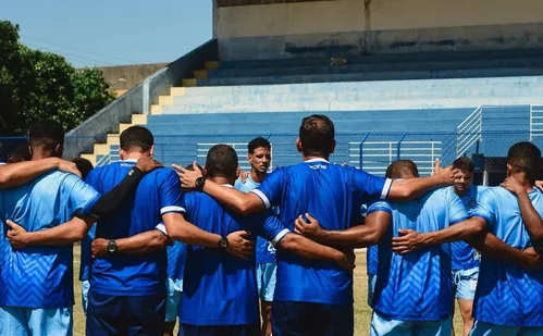 
          Imagem ilustrativa da imagem Vitória encara o lanterna Jaguaré querendo subir na classificação
          