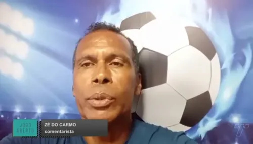 
          Imagem ilustrativa da imagem Zé do Carmo visita Kuki na UTI e diz que ídolo do Náutico se recupera bem do AVC
          