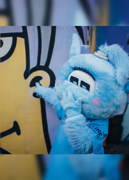 Imagem ilustrativa da imagem Ex-mascote do Manchester City acusa Haaland de agressão em brincadeira antes de jogo; clube nega