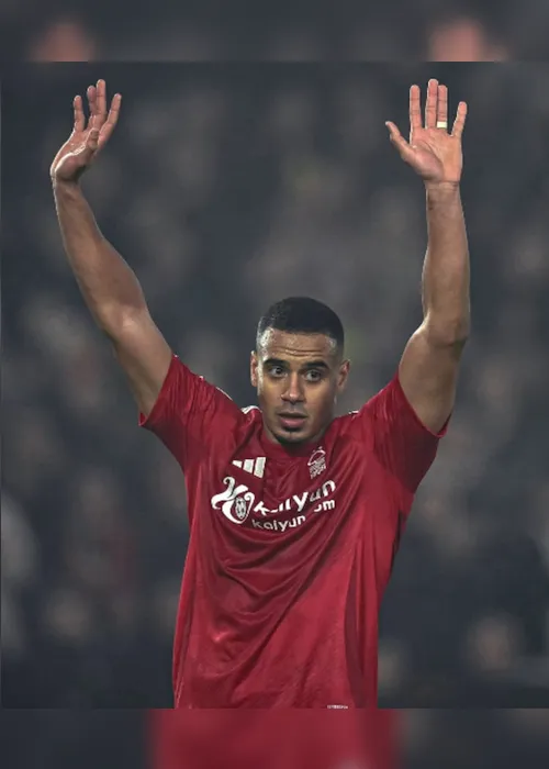 Imagem ilustrativa da imagem Ingleses idolatram zagueiro Murillo, ex-Corinthians, e prevêem venda por pelo menos R$ 360 milhões