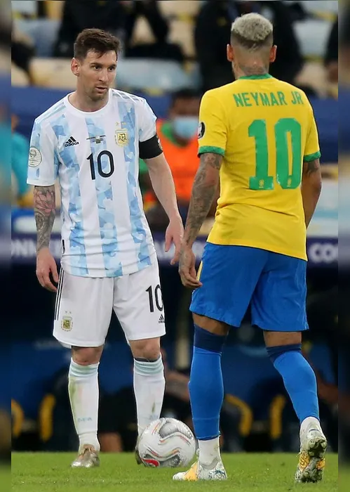 Imagem ilustrativa da imagem Jornais espanhóis citam duelo com Messi e destacam volta de Neymar à seleção: ‘Renascido das cinzas’