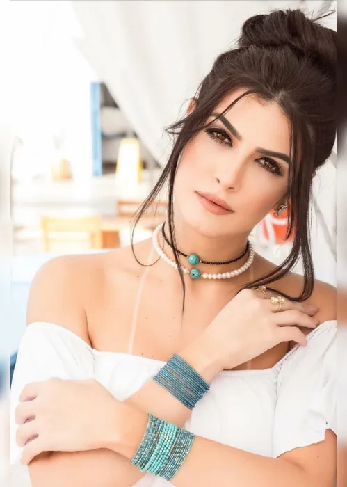 Imagem ilustrativa da imagem Quem era Nabila Furtado, miss e ex-primeira-dama que morreu de trombose