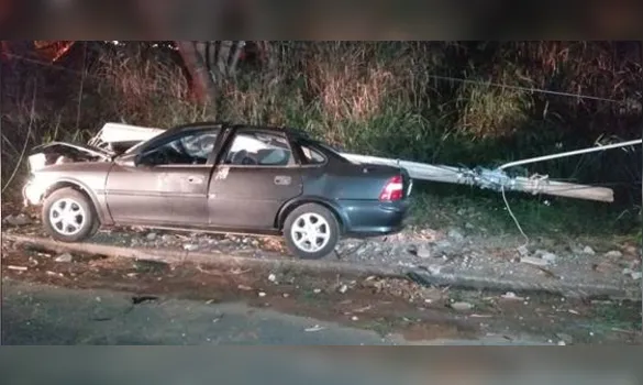 Imagem ilustrativa da imagem Cerca de 4 postes são destruídos por dia em acidentes de trânsito em Pernambuco