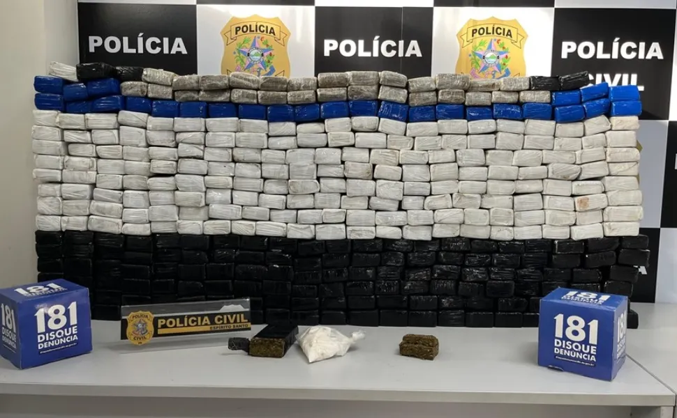Imagem ilustrativa da imagem 200 kg de maconha apreendidos em casa