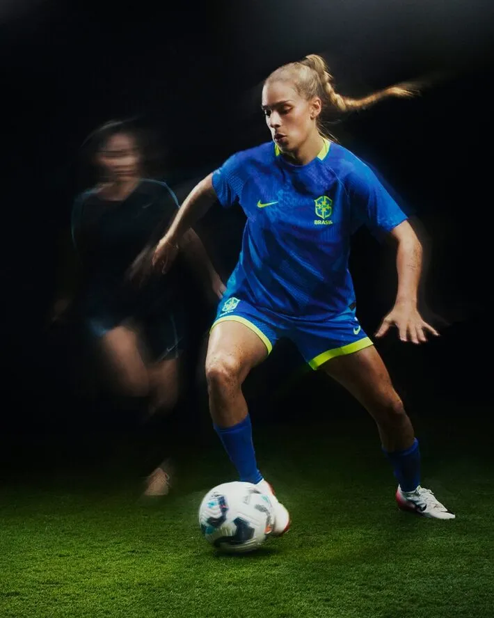 Imagem ilustrativa da imagem CBF e Nike lançam novos uniformes da seleção feminina; veja fotos