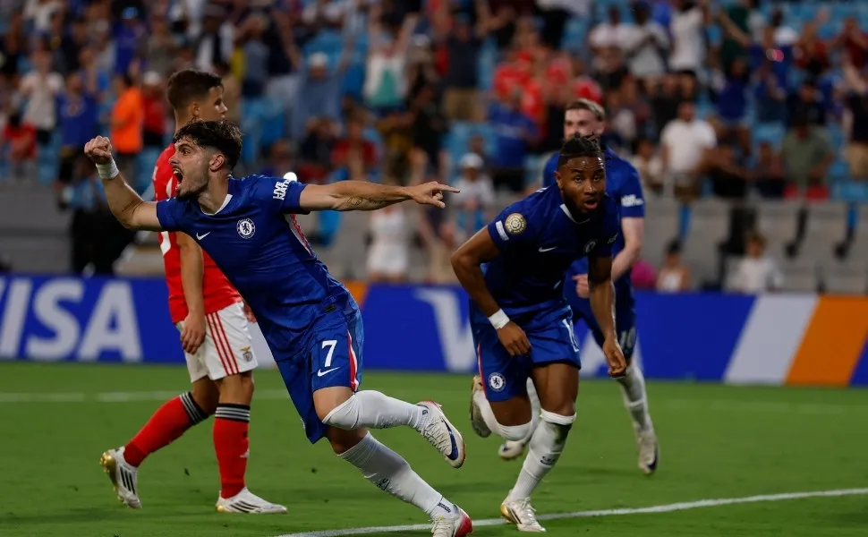 Imagem ilustrativa da imagem Chelsea goleia Benfica na prorrogação e enfrenta o Palmeiras nas quartas