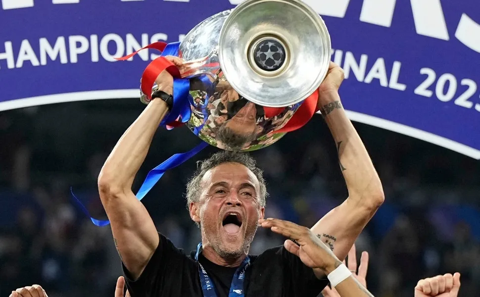Imagem ilustrativa da imagem Como Luis Enrique seguiu carreira após morte da filha e levou PSG ao topo da Europa