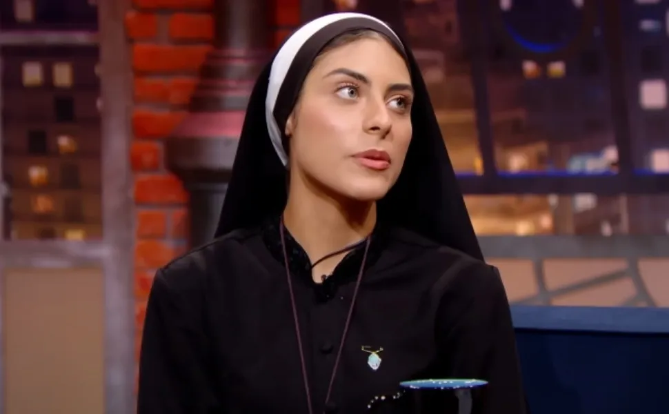 Imagem ilustrativa da imagem 'Jesus merece esposa bonita': conheça freira que viralizou nas redes sociais