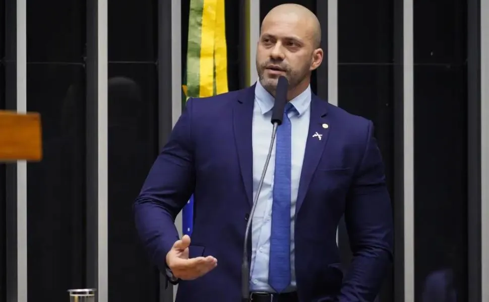 Imagem ilustrativa da imagem Moraes determina que Daniel Silveira seja submetido a perícia médica