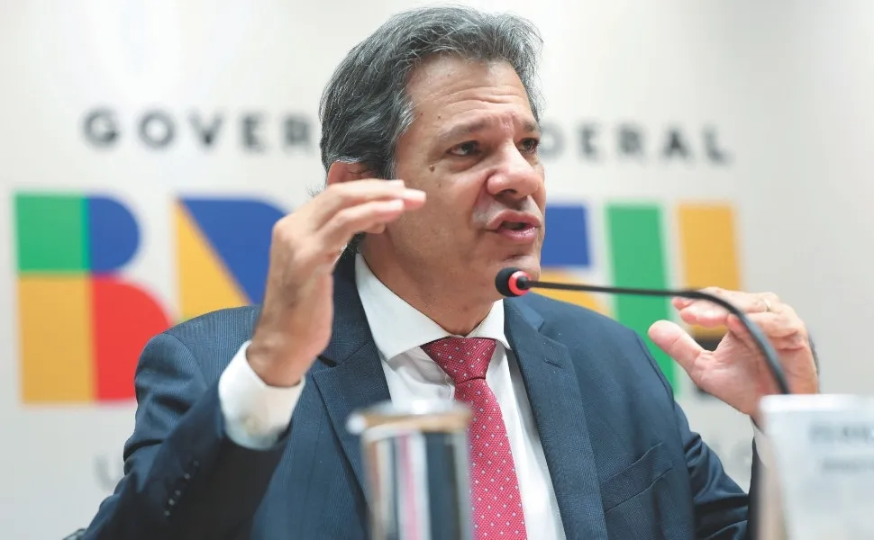 Imagem ilustrativa da imagem Novos impostos vão mexer com dinheiro da classe média no banco