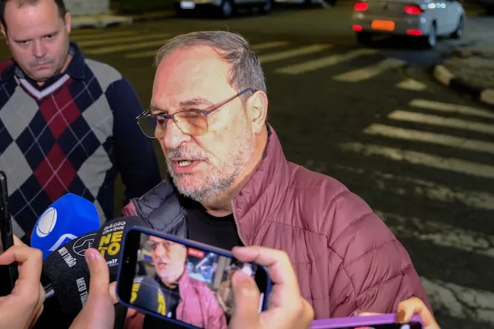 Imagem ilustrativa da imagem ‘Osmar Stábile é o presidente do Corinthians. Augusto Melo tenta um golpe’, alegam dirigentes