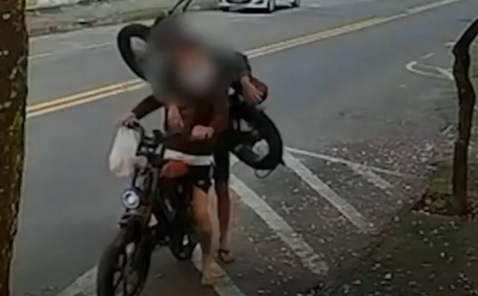 Imagem ilustrativa da imagem Pai reconhece filho em vídeo de furto em Vitória
