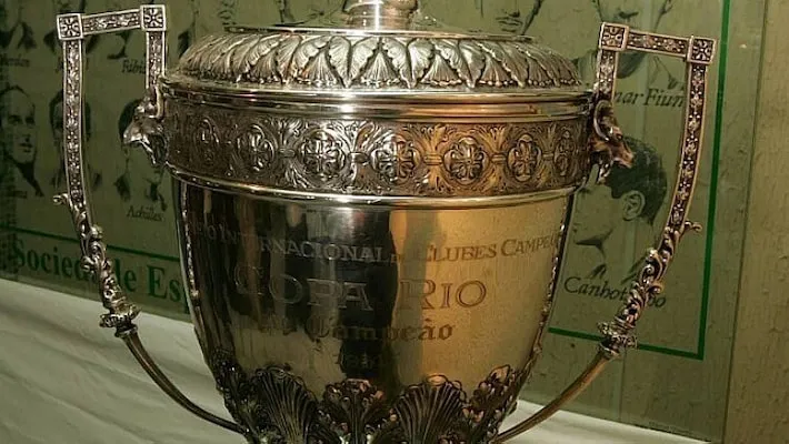 Imagem ilustrativa da imagem Palmeiras e Fluminense têm mundial? Entenda argumentos dos clubes