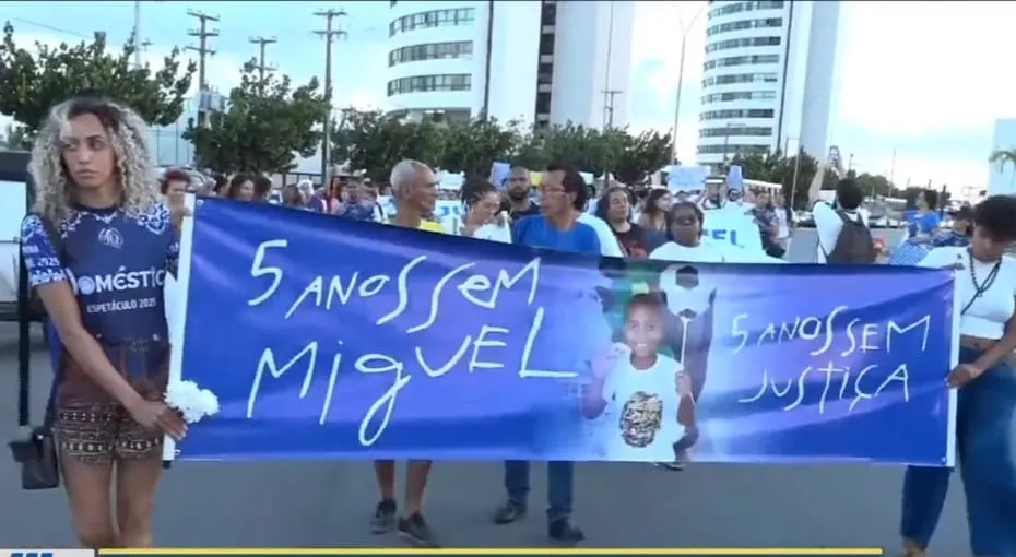 Imagem ilustrativa da imagem Protesto marca 5 anos da morte do menino Miguel