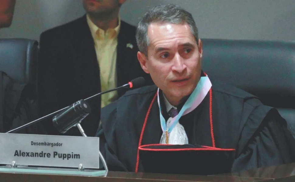 Imagem ilustrativa da imagem Puppim toma posse como desembargador do Tribunal de Justiça do ES