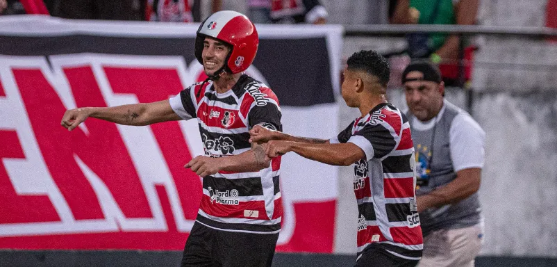 Imagem ilustrativa da imagem Santa Cruz vence o Sousa (PB) por 2 a 0  em placar que poderia ser maior