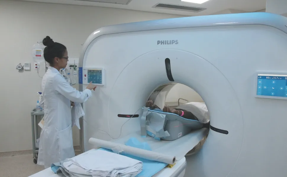 Imagem ilustrativa da imagem “Supertomógrafo” para atender pacientes do SUS