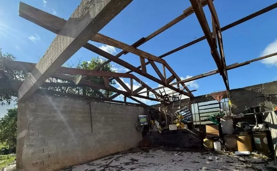 Imagem ilustrativa da imagem Tornado destrói pavilhão e danifica 285 casas no Rio Grande do Sul