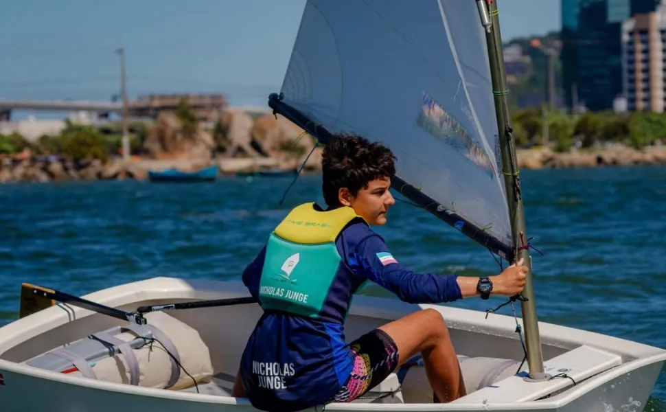 Imagem ilustrativa da imagem Velejadores capixabas são chamados para competições internacionais