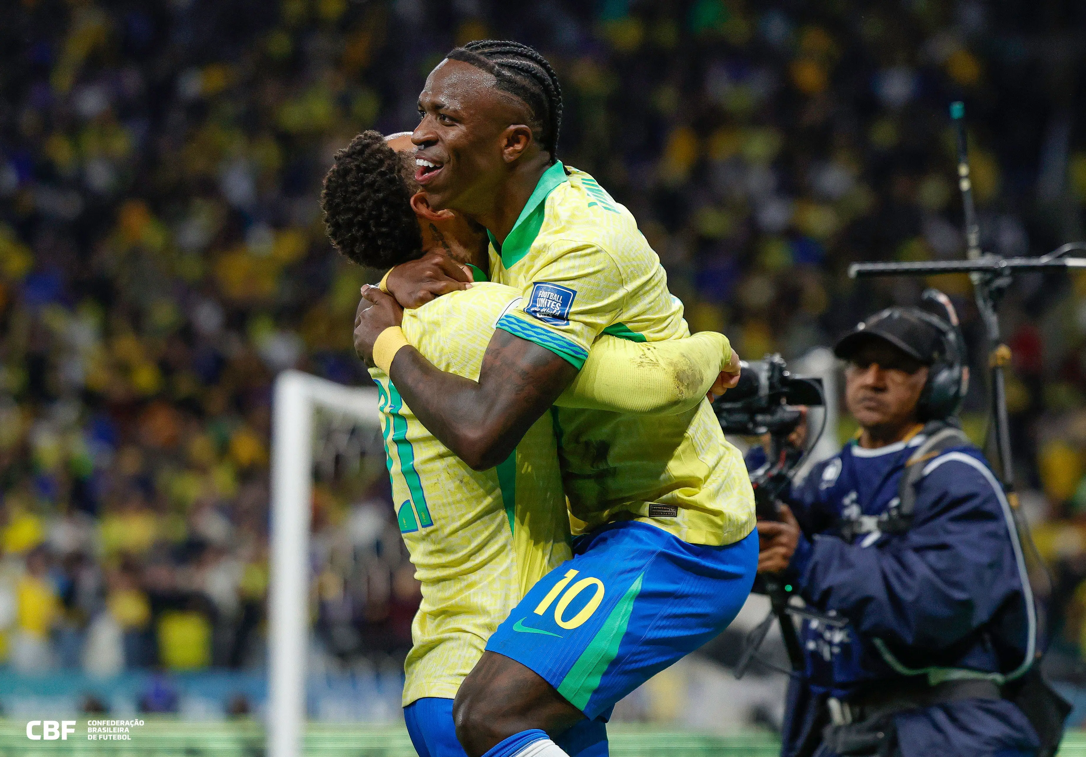 Imagem ilustrativa da imagem Brasil vence Paraguai por 1 x 0 e confirma classificação para a Copa do Mundo